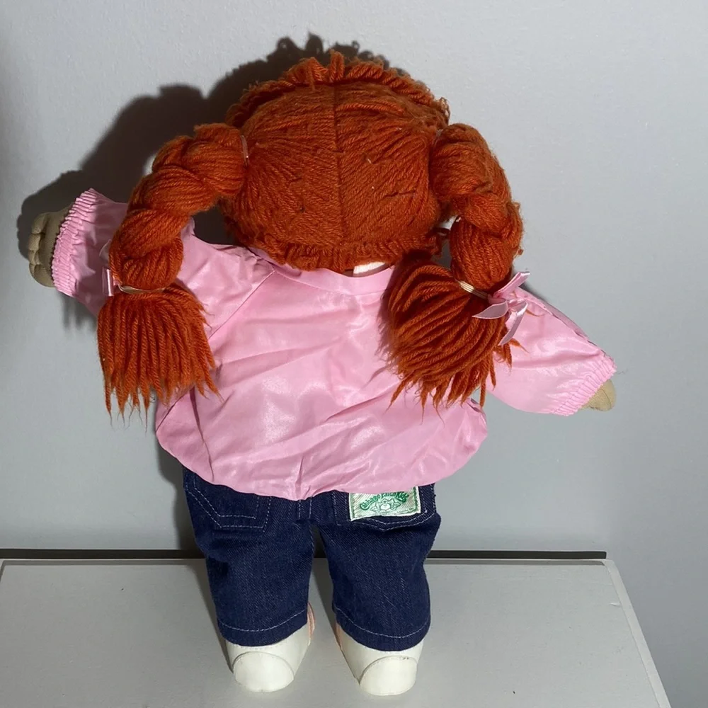 Vintage 1982 Red Haired Blue Eyed Cabbage Patch Doll - Picture 2 of 4